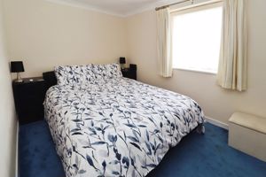 Osbornes Court- click for photo gallery